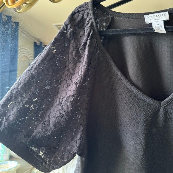 Plus Carmen lace puff sleeve top 1x - Picture 3 of 6